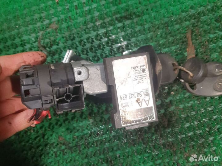 Замок зажигания Опель Вектра Б