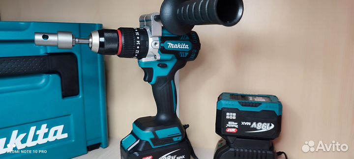 Шуруповерт Makita