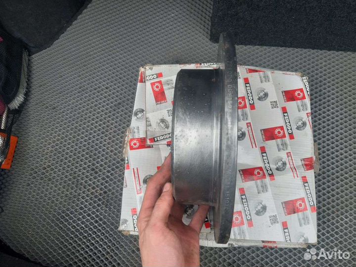 Задние тормозные диски Toyota Camry XV30/Lexus