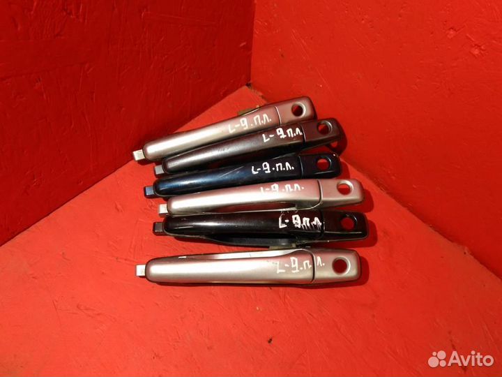 Ручка двери передняя левая Митсубиси Лансер 9