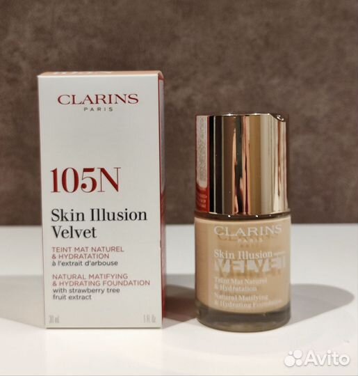 Clarins увлажняющий тональный крем