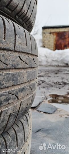 Bridgestone Dueler H/P Sport 215/65 R16