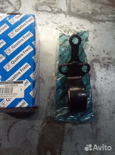 Сайлентблок переднего рычага Nissan Almera