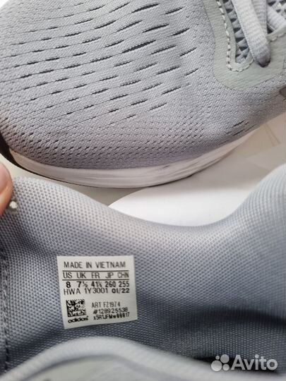 Кроссовки мужские Adidas 40 размер