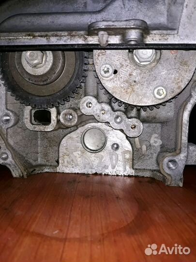 Головка блока цилиндров на Toyota Avensis 1.8