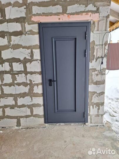 Входная дверь металлическая с терморазрывом в дом