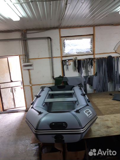 Новые Надувная лодка пвх Килевая 300