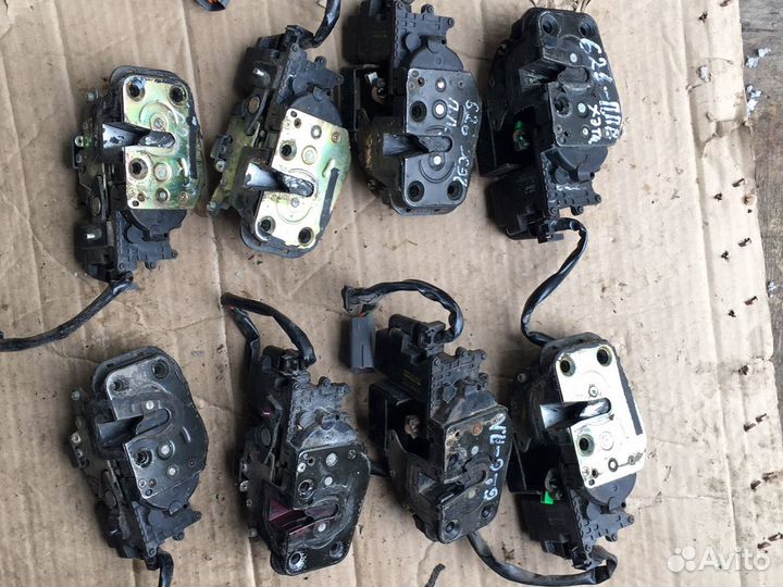 Замок двери Mazda 626 GE 91-97 гг