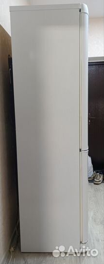 Холодильник Indesit бу