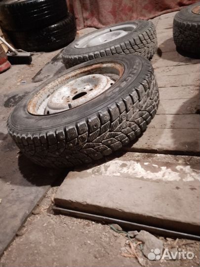 Dunlop SP Winter Ice 02 155/70 R13