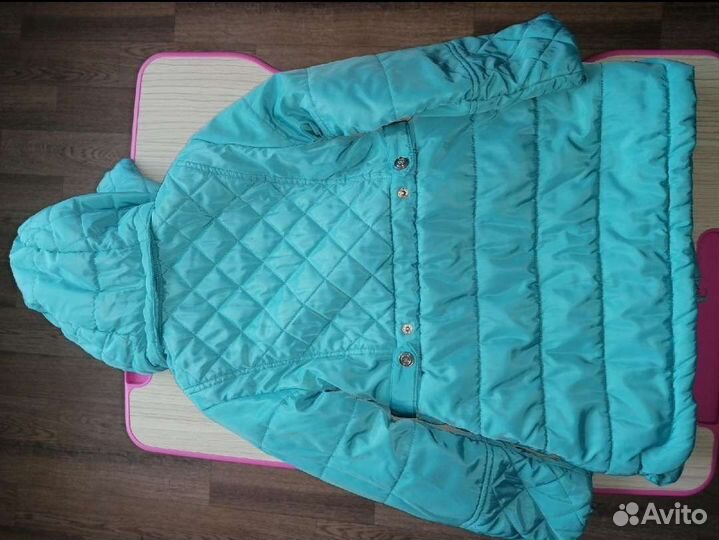 Курткана девочку весна