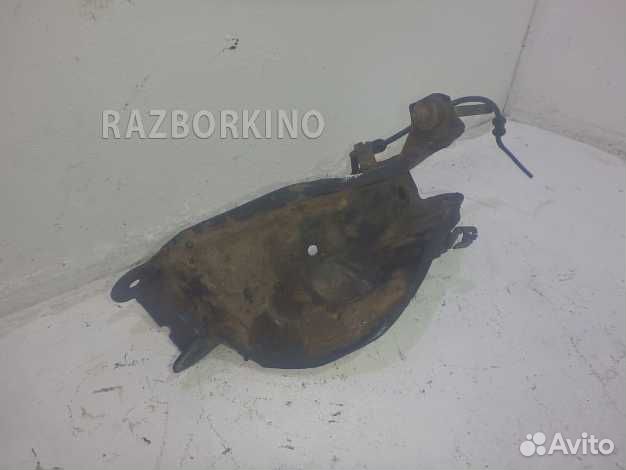 Рычаг передний правый верхний