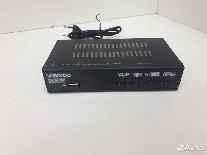 Приставка DVB-T2 Yasin T8000