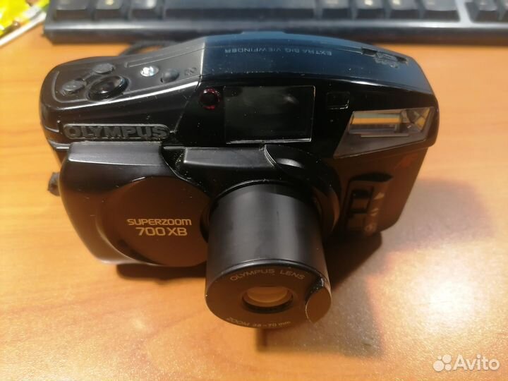 Плёночный фотоаппарат Olympus superzoom 700хв