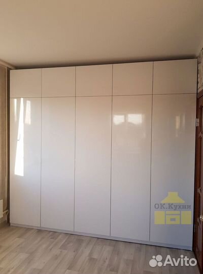 Стенка в гостиную