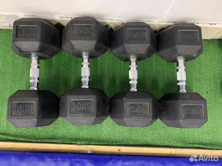 Гантели гексагональные 30 кг, 27,5 кг