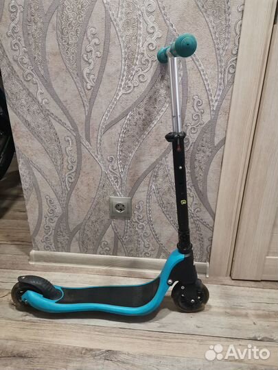 Самокат двухколесный