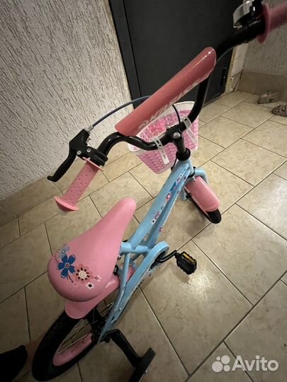 Детский четырехколесный велосипед