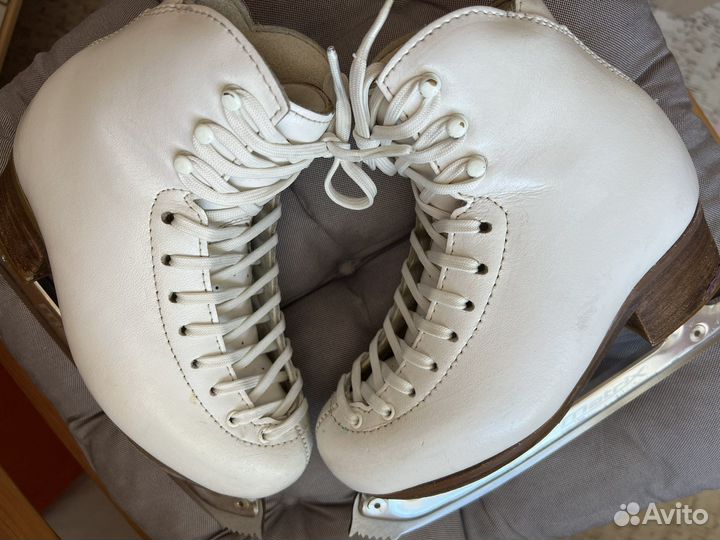 Коньки risport excellence 200, Matrix Supreme