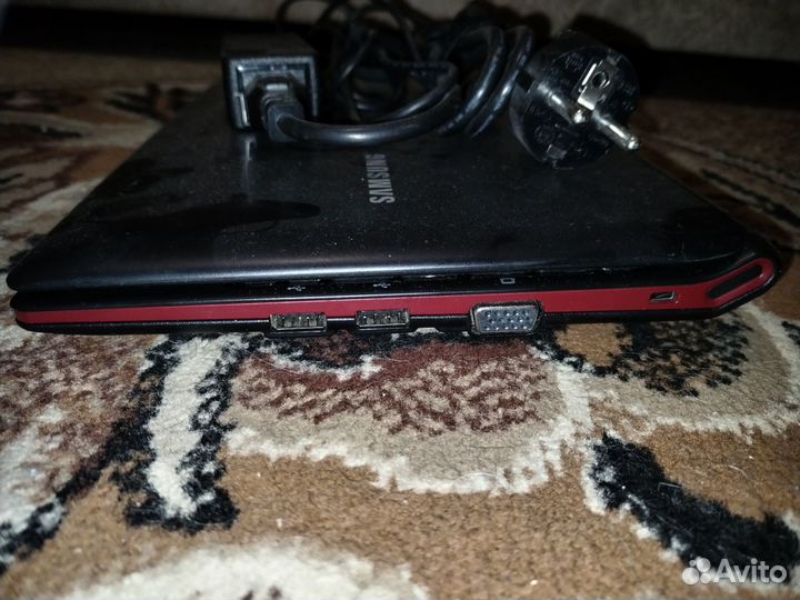 Нетбук Samsung N100