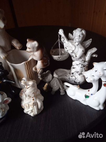 Статуэтки