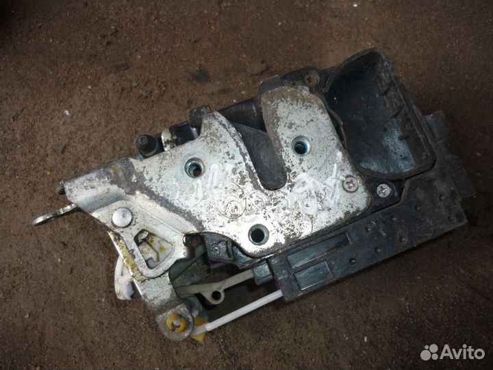 Замок двери передний правый шевроле авео т250/200