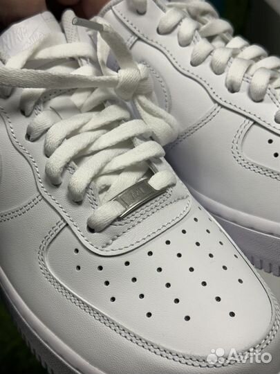 Nike Air Force 1 Low White