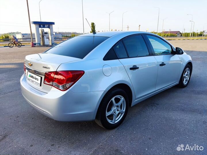 Chevrolet Cruze 1.6 AT, 2011, 105 000 км