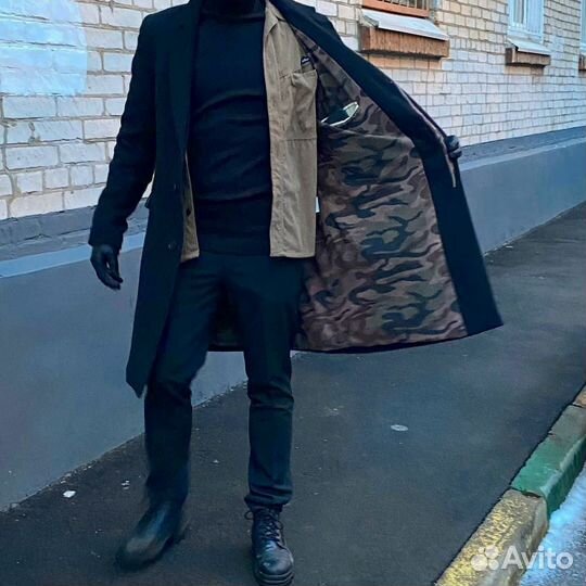 Весенне шерстяное пальто Bolongaro Trevor