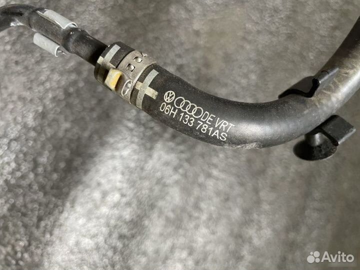 Вакуумная трубка с клапаном Audi A4 B8 2.0 tfsi