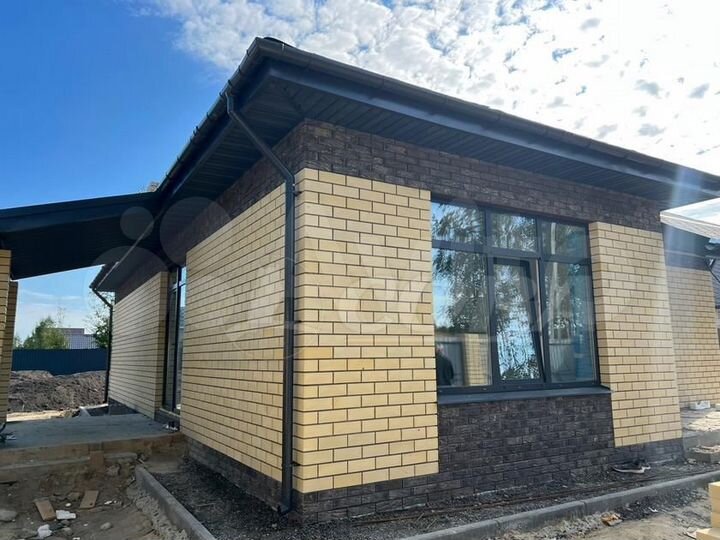 Дом 100 м² на участке 8 сот.