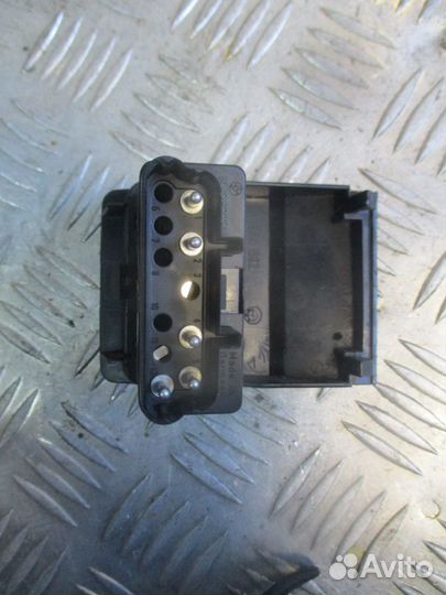 Переключатель противотуманных фар BMW 5 E34 (1991)