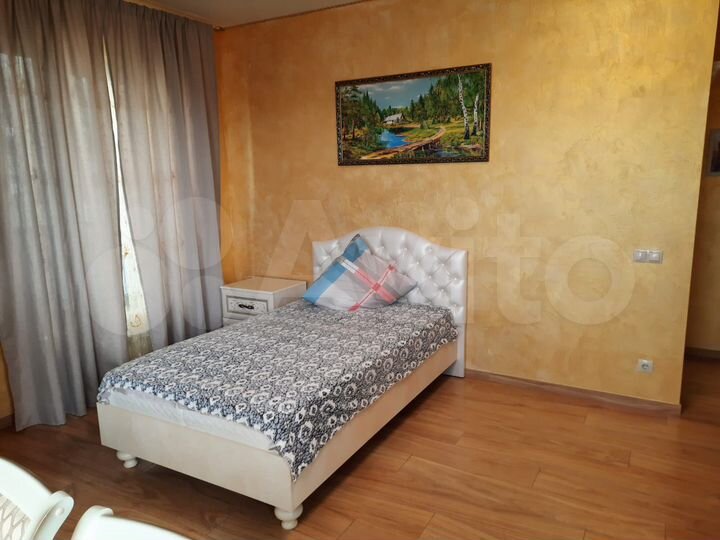 2-к. квартира, 55 м², 12/17 эт.