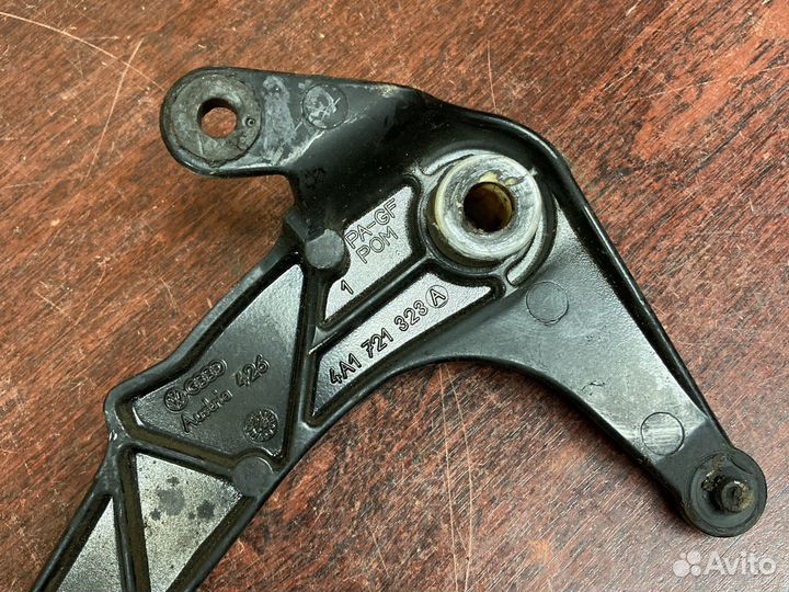 Педаль сцепления ауди 100 с4