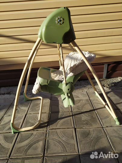 Стульчик-качель для кормления