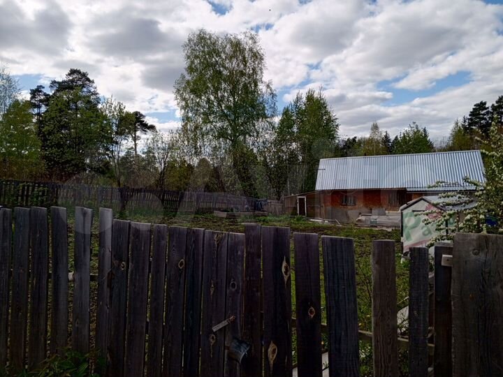 Дача 18 м² на участке 5 сот.