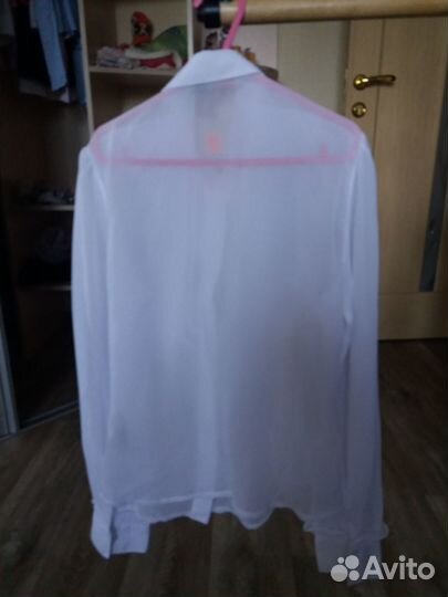 Новая белая блузка для девочки на рост 140 см