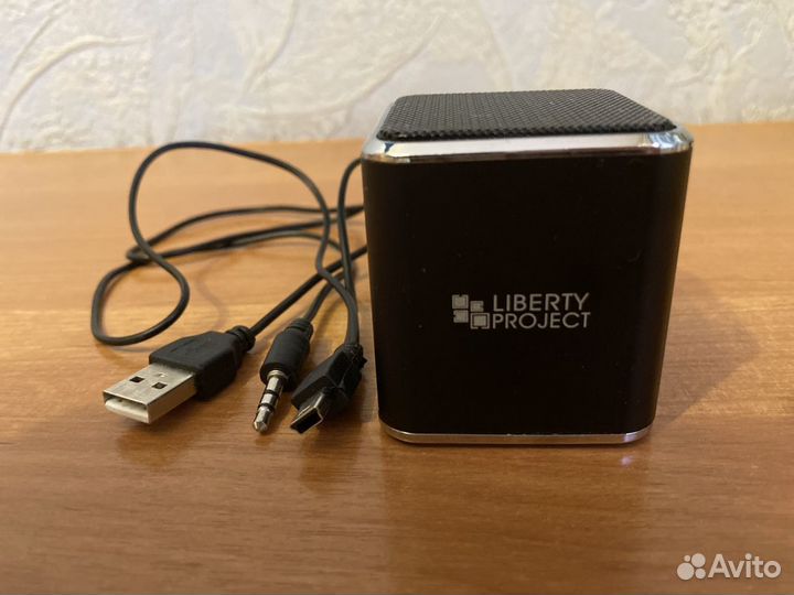 Портативная колонка Liberty Project