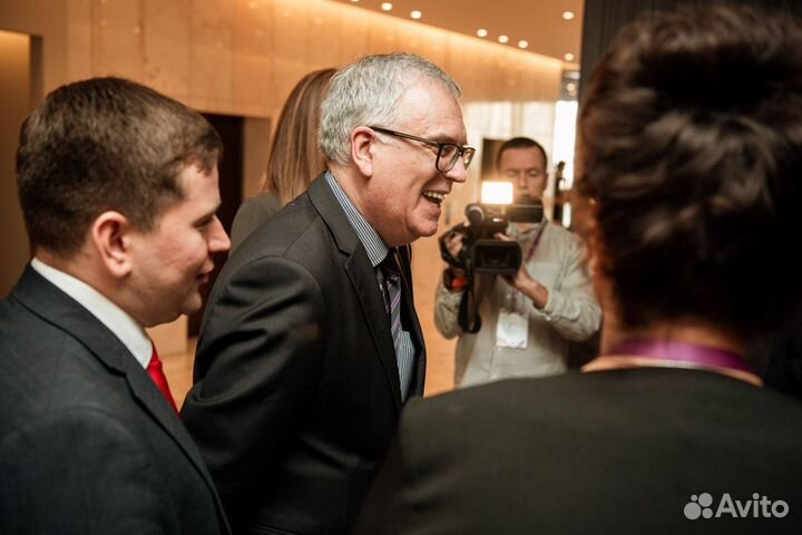 Фотограф на праздник, выпускной, конференцию