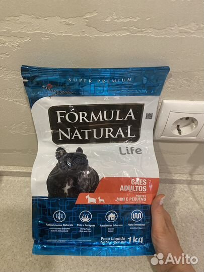 Продам корм для собак небольших пород