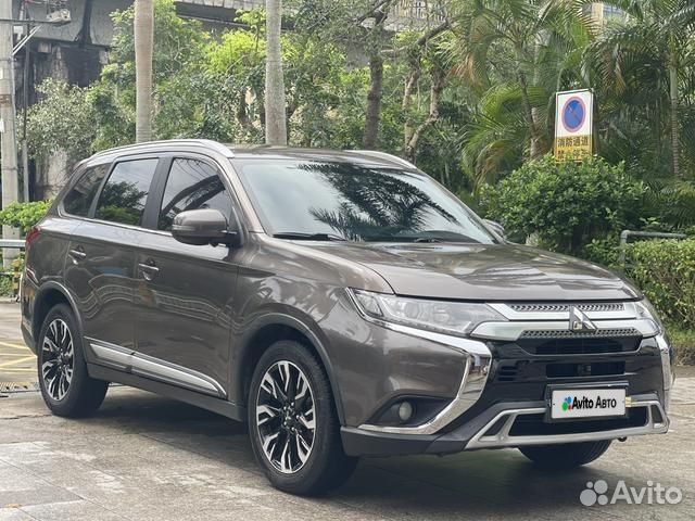 Mitsubishi Outlander 2.0 CVT, 2019, 62 300 км