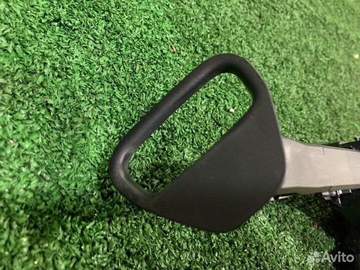 Механизм подачи ремня безопасности правый