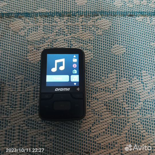 MP3 flac плеер Digma Z4