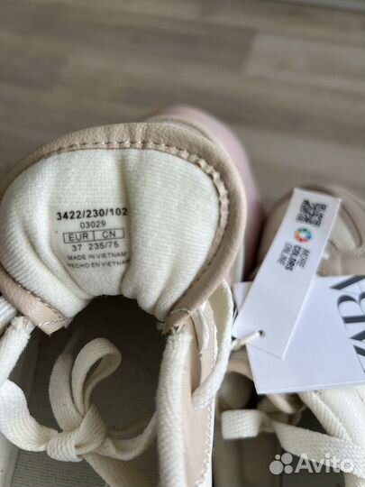 Кроссовки zara 37