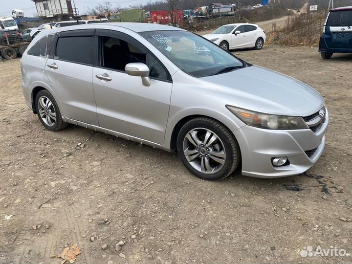 Дефлектор радиатора Honda Stream RN6 R18A 2011