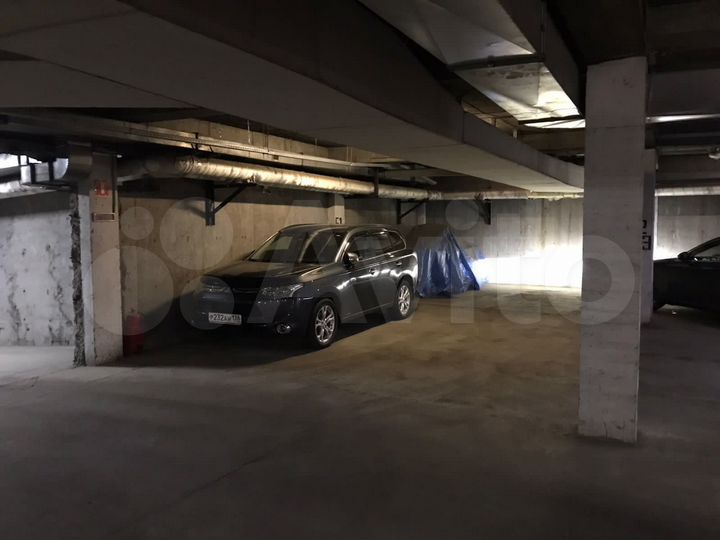 Машиноместо, 16 м²
