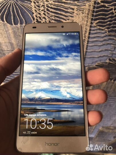 Телефон Huawei