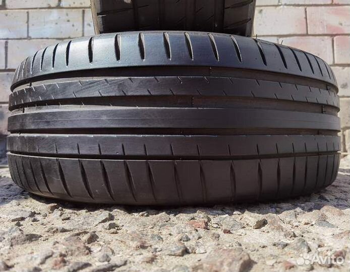 Michelin Pilot Sport 4 225/45 R19 96W