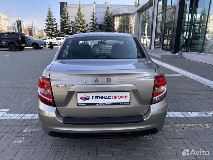 LADA Granta 1.6 МТ, 2021, 18 500 км