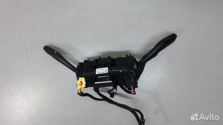 Переключатель поворотов и дворников Audi A8 (D3)